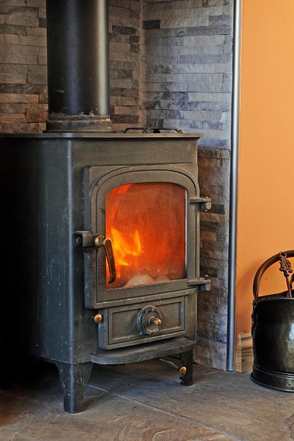 Whitby Spacious Rugby Field Cottage With Off-Street Parking And Ev Fast Point For Electric Cars エクステリア 写真